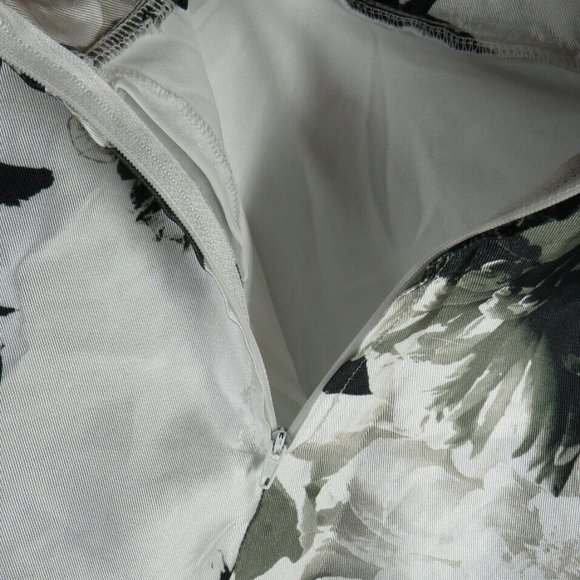 Black Gray Floral Circle Skirt,Zip Back,Crinoline - Picture 9 of 9